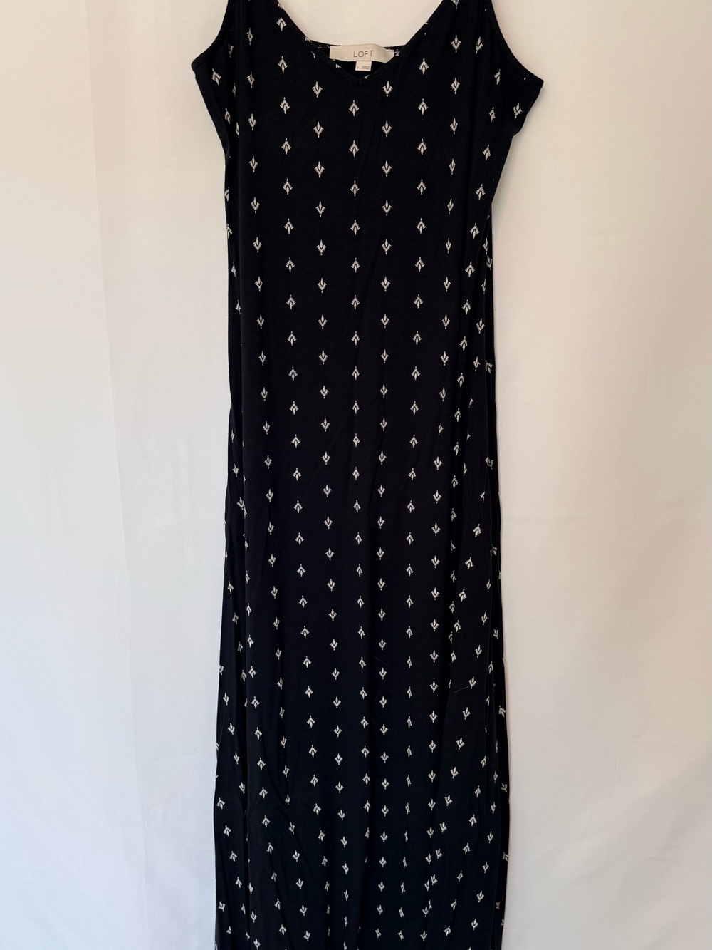 LOFT Black & White Printed Maxi Dress, Size L – Perfect for Fall Layering